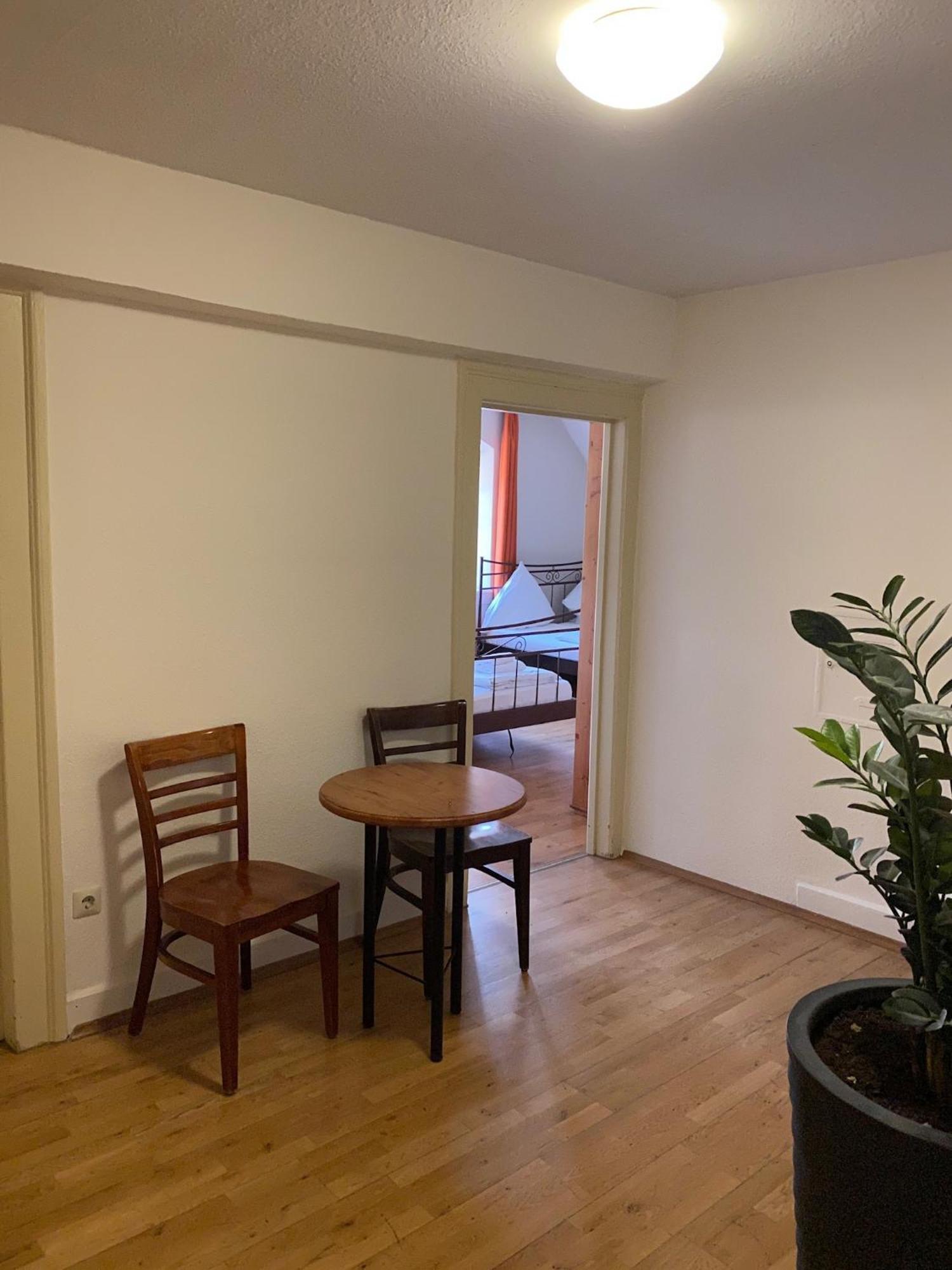 Hotel Gasthaus Schuetzen Freiburg im Breisgau Room photo