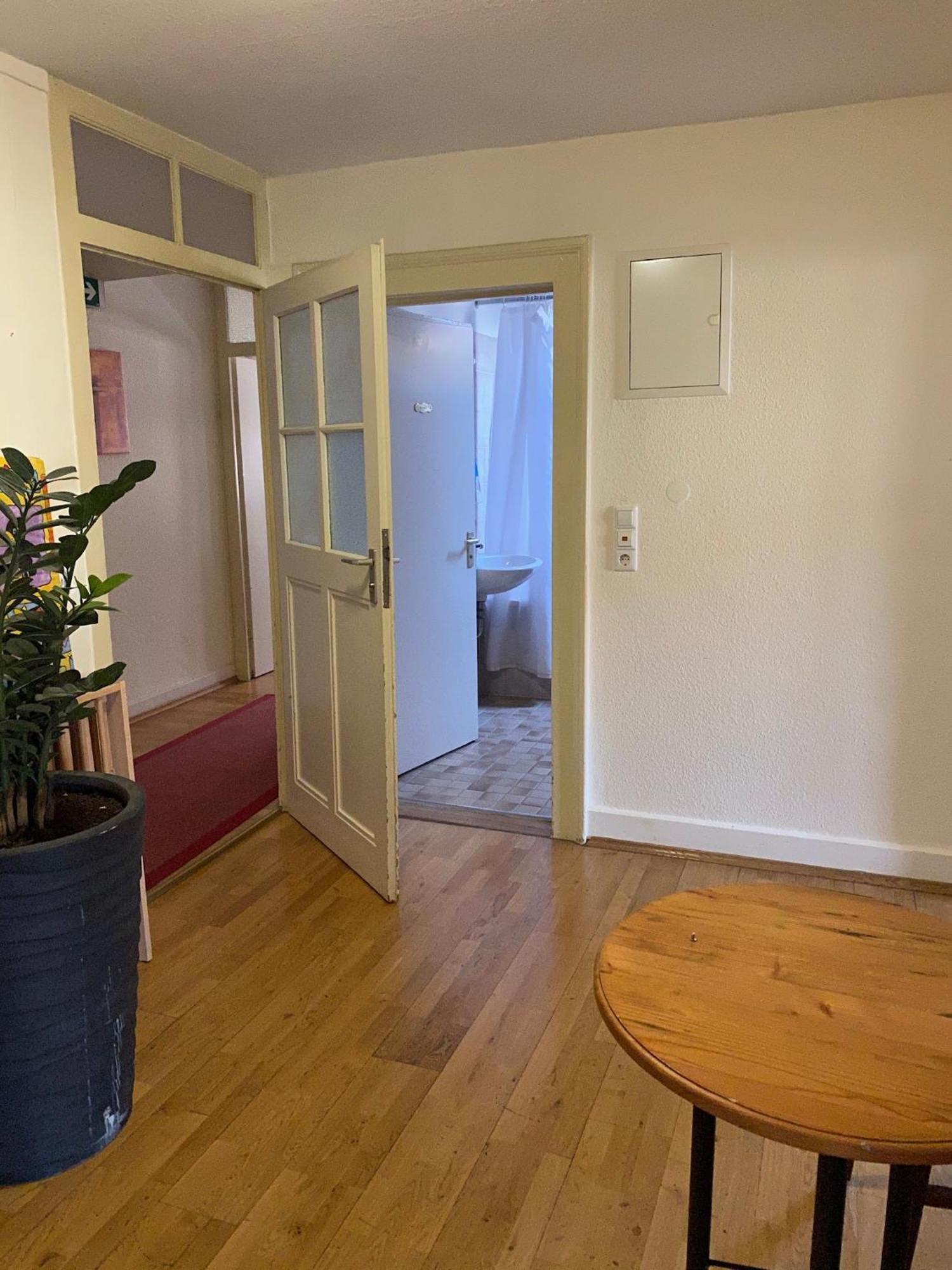 Hotel Gasthaus Schuetzen Freiburg im Breisgau Room photo