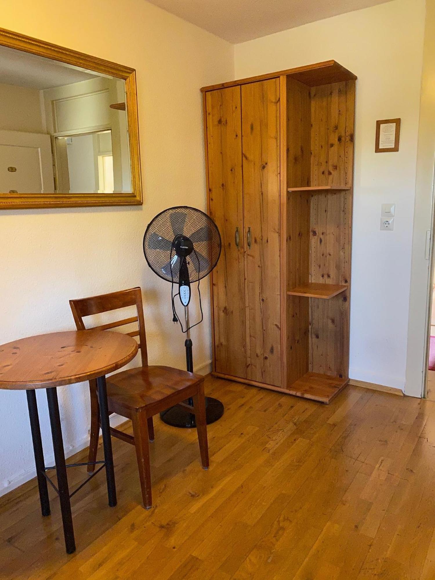 Hotel Gasthaus Schuetzen Freiburg im Breisgau Room photo